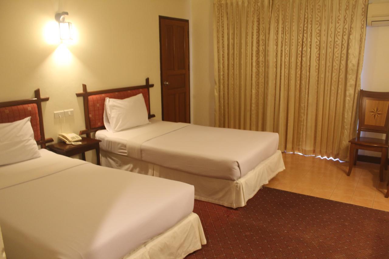 Butterfly Princess Hotel Betong Bagian luar foto